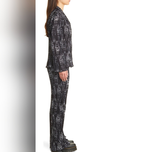 NWT - Dressed In LALA Interstellar Plissé Top and Pants - Picture 3 of 12